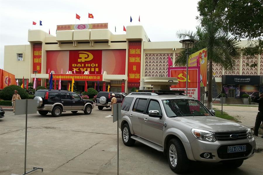 Xe thiết bị của Trung tâm VI kiểm soát Okvip88 - liên minh giải trí ngay tại địa điểm tổ chức Ok hoat dong
