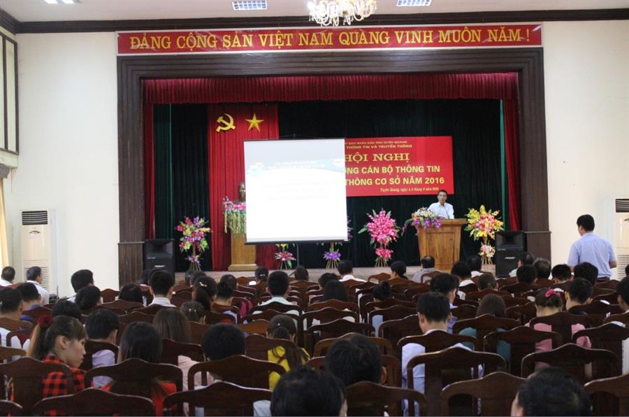 Quang cảnh hội nghị