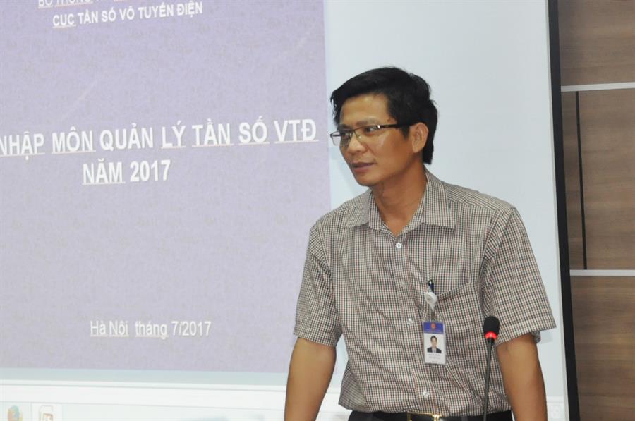 Phó Cục trưởng Lê Văn Tuấn phát biểu chỉ đạo lớp học.