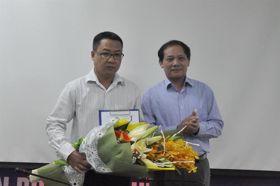Cục trưởng Đoàn Quang Hoan trao Lienminhokvip kho game cực khủng bổ nhiệm cho ông Đỗ Hưng Hà