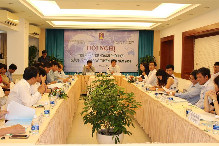 Toàn cảnh Hội nghị.