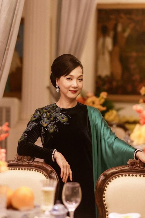 Chung tay chuẩn bị quà cho các em