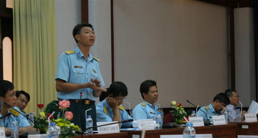 Ông Lâm Minh Trung - Phó Giám đốc Trung tâm II trình bày Báo cáo tại OkVip hoạt động