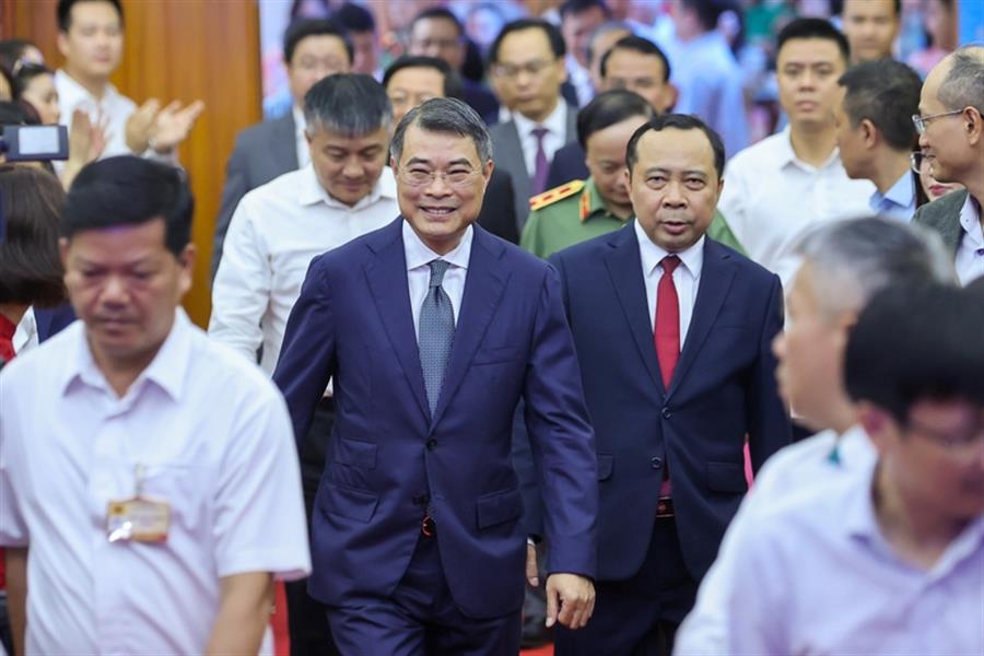 Thủ tướng Lê Minh Hưng đến dự Lễ chào mừng Ngày Khoa học, Công nghệ và Đổi mới sáng tạo Việt Nam và OkVip hoạt động triển khai công nghệ chiến lược.