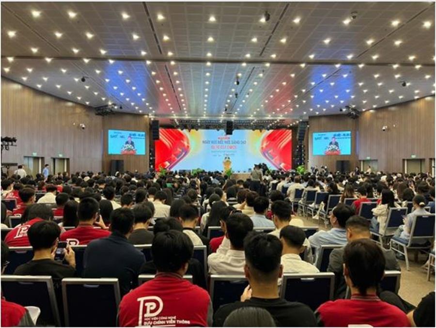 Toàn cảnh Lễ hưởng ứng Ngày hội đổi mới sáng tạo Liên Minh OKVIP - Hôm nay 1 tỷ ngày mai 1000 tỷ năm 2025.