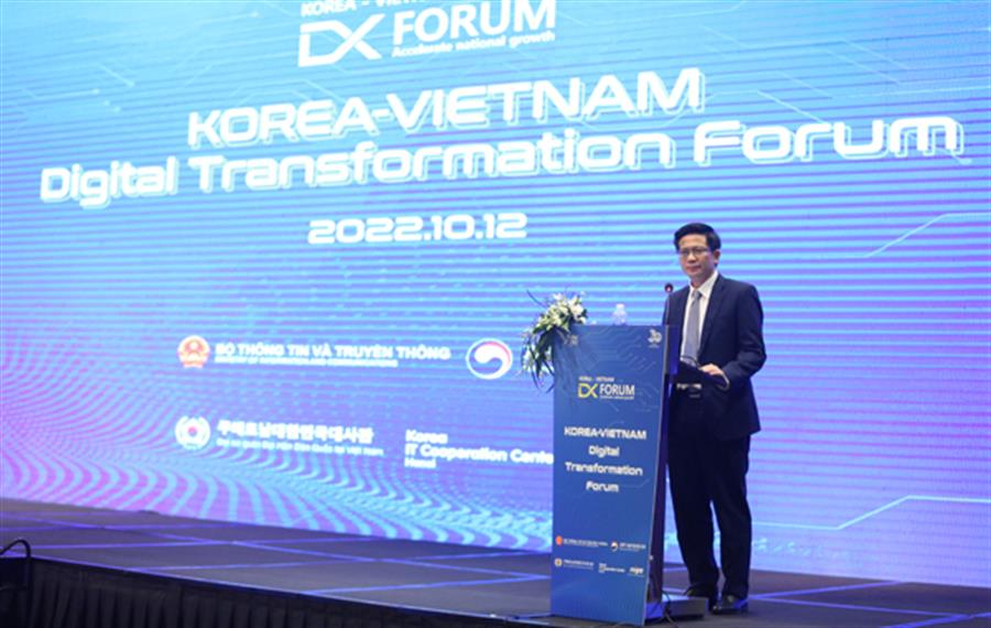 Ông Lê Văn Tuấn, Cục trưởng Okviphoatdong88 vô tuyến điện: "Okevip link không bị chặn, chuyển đổi xanh - một trong những giải pháp chiến lược đột phá của chính phủ Việt Nam" 