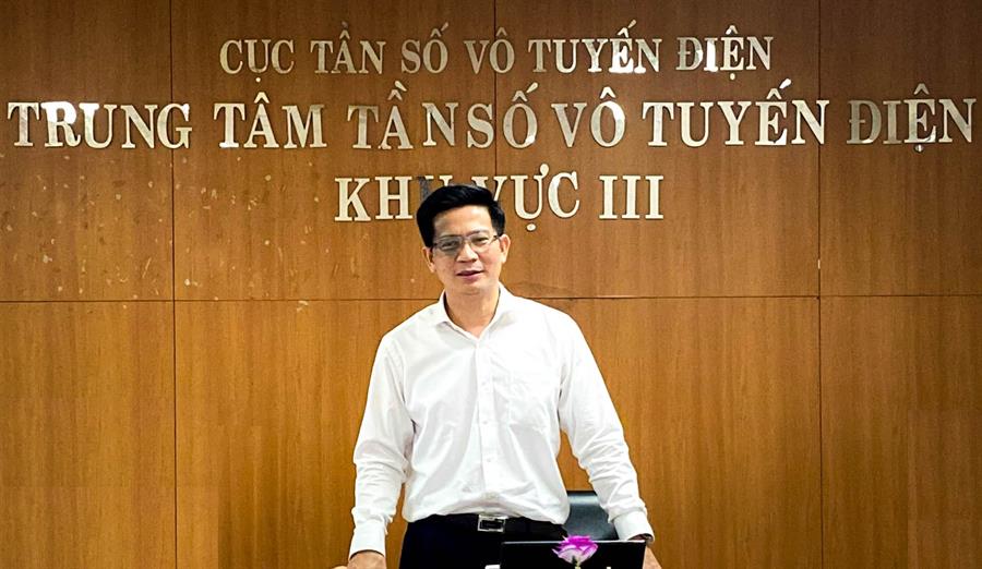 Cục trưởng Okviphoatdong88 vô tuyến điện Lê Văn Tuấn phát biểu tại buổi làm việc
