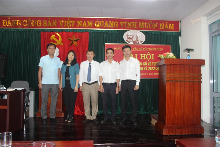 Ok hoat dong Chi bộ Okvip - hôm nay 1 tỷ ngày mai 1000 tỷ VI
