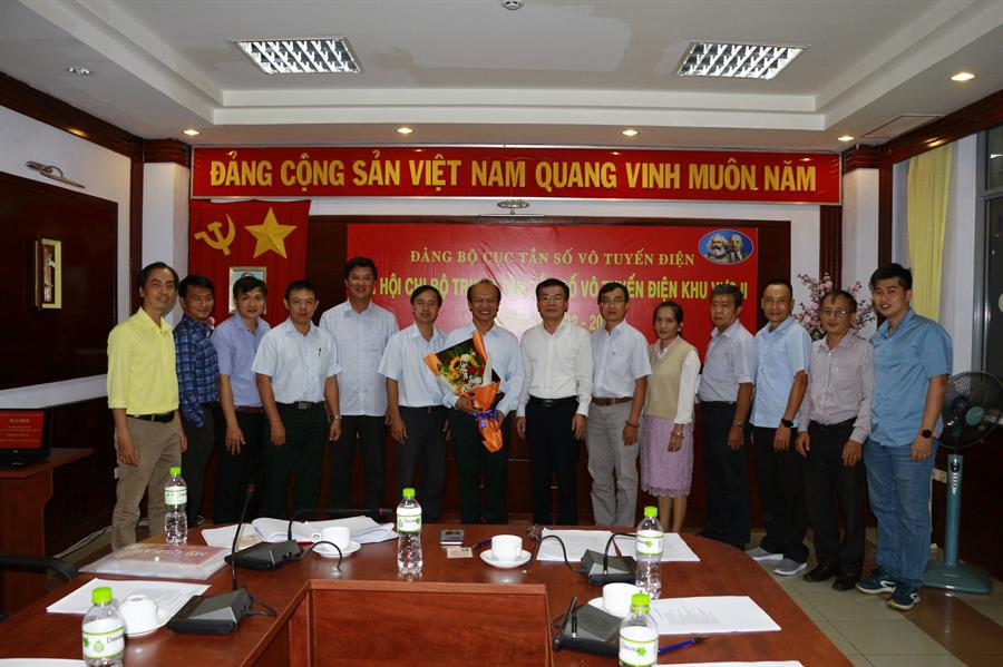 Ok hoat dong Chi bộ Okvip - hôm nay 1 tỷ ngày mai 1000 tỷ II
