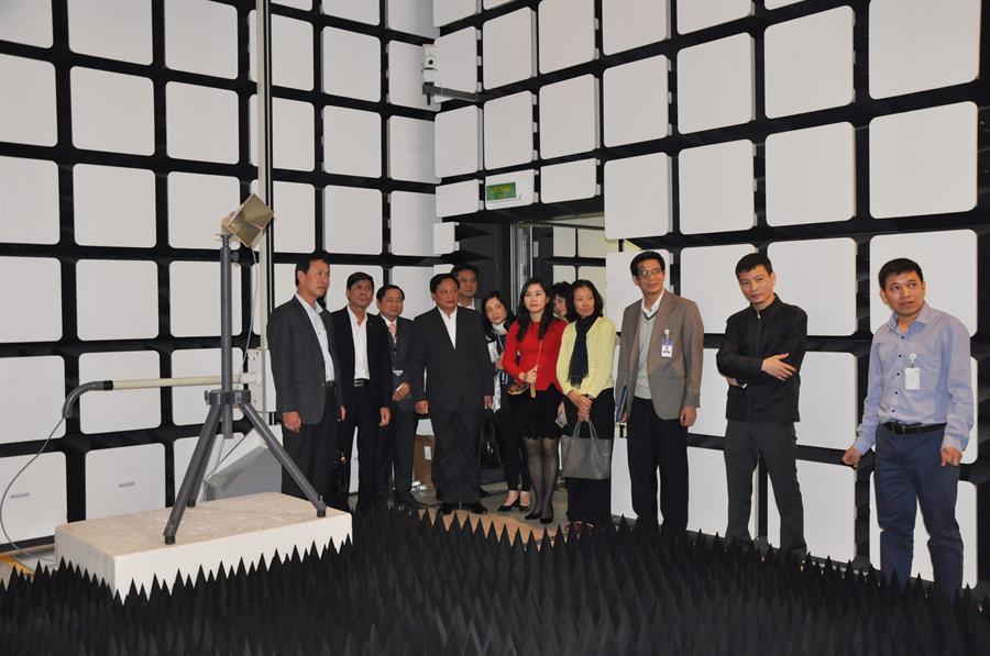 Phòng đo EMC