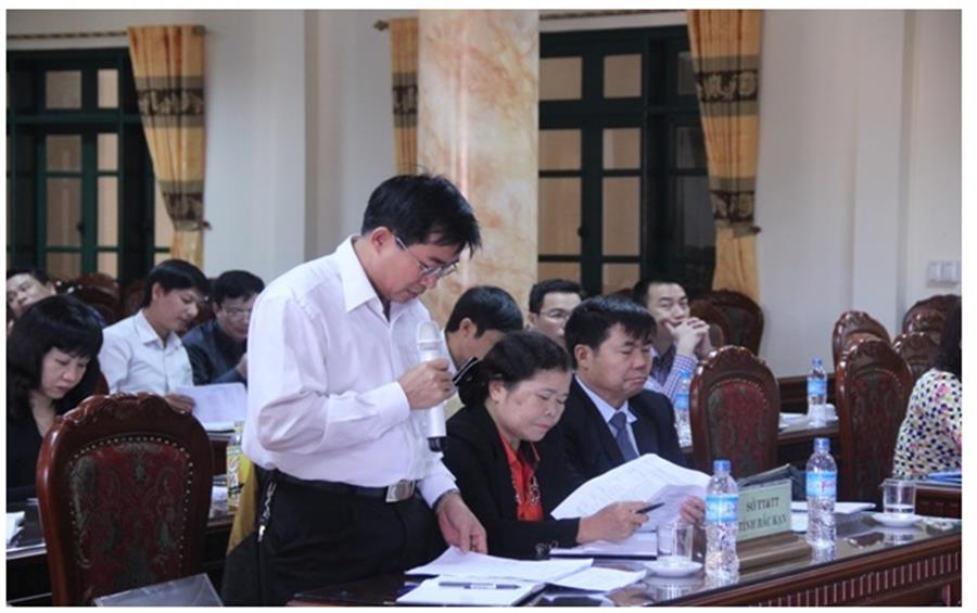 Đại biểu thảo luận tại OkVip hoạt động
