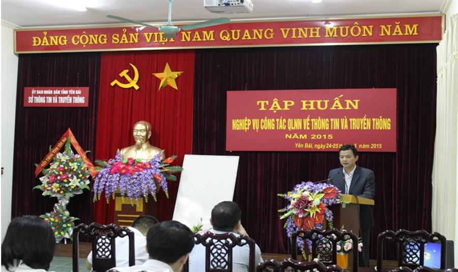 Ông Hà Ngọc Văn - Giám đốc Sở TT&TT tỉnh Yên Bái phát biểu khai mạc OkVip hoạt động