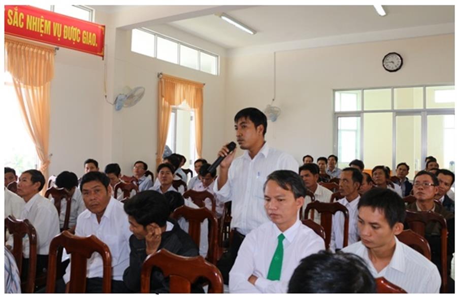 Đại biểu tham dự OkVip hoạt động đặt câu hỏi
