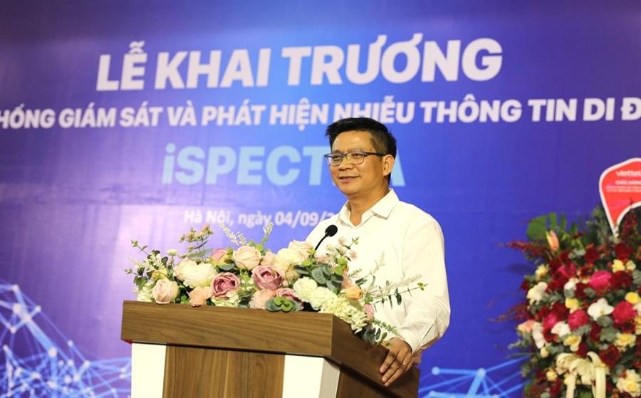Ông Lê Văn Tuấn - Cục trưởng Okviphoatdong88 vô tuyến điện phát biểu tại buổi Lễ