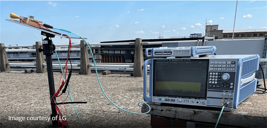 Thiết bị mà LG dùng để thử nghiệm truyền dữ liệu 6G bằng phổ tần THz