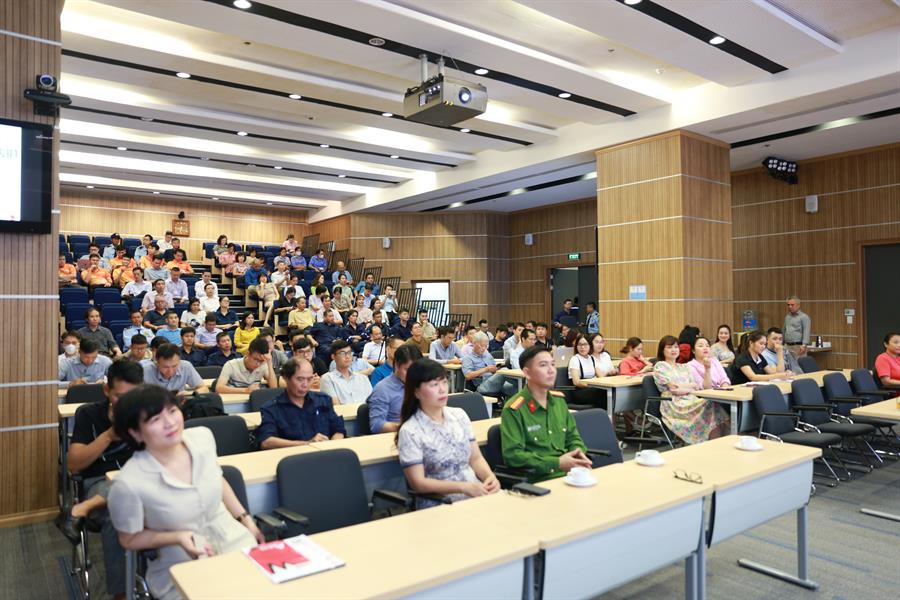 Toàn cảnh buổi tuyên truyền