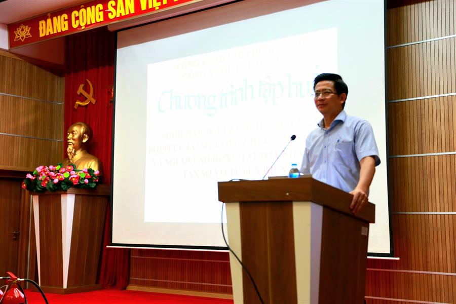 Cục trưởng Okviphoatdong88 VTĐ Lê Văn Tuấn phát biểu tại buổi tuyên truyền