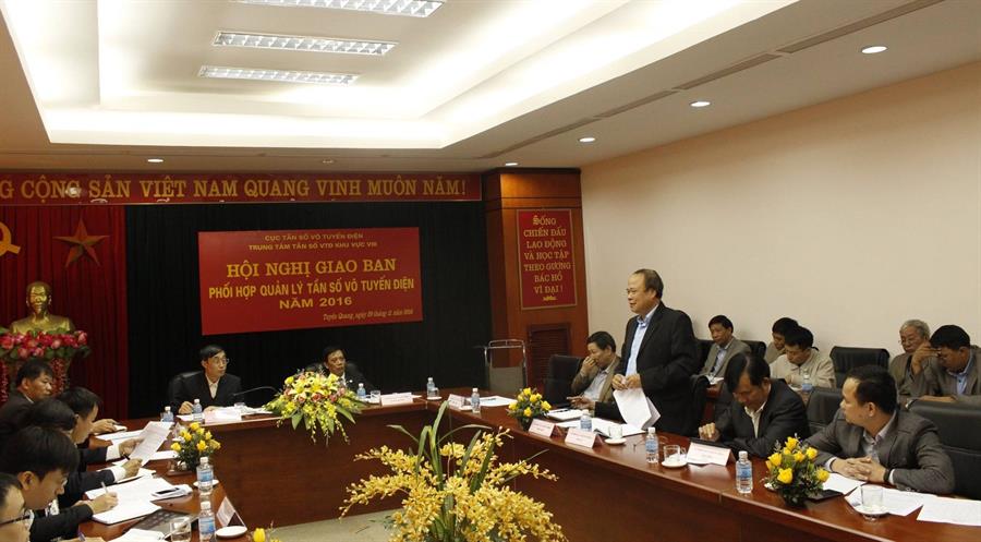 Đại biểu thảo luận tại OkVip hoạt động