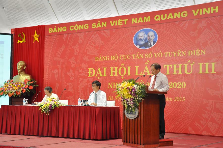 Bí thư Đảng uỷ - Cục trưởng Đoàn Quang Hoan trình bày báo cáo tại Ok hoat dong