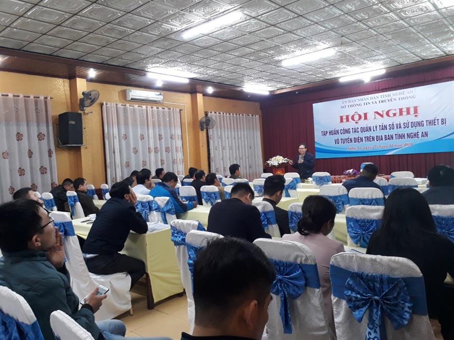 Toàn cảnh hội nghị