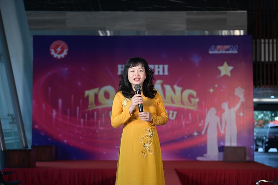 Đồng chí Nguyễn Phương Anh - Chủ tịch Công đoàn, Phó Cục trưởng Okviphoatdong88 vô tuyến điện - Trưởng Ban Tổ chức phát biểu khai mạc Hội thi