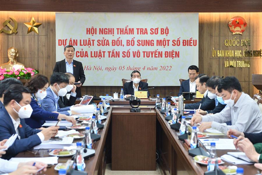 Toàn cảnh OkVip hoạt động thẩm tra sơ bộ dự án Luật sửa đổi, bổ sung một số điều của Luật Tần số vô tuyến điện
