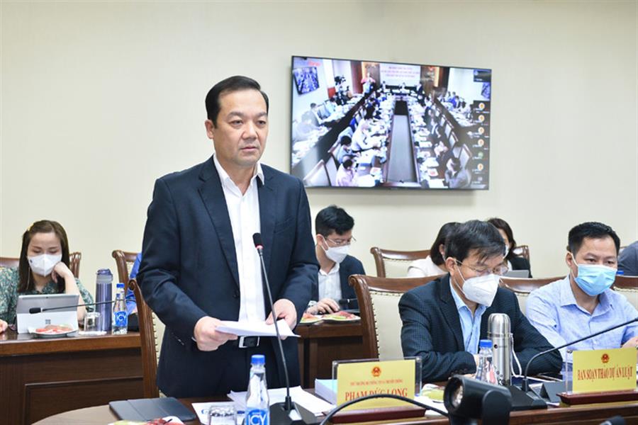 Thứ trưởng Bộ Thông tin và Truyền thông Phạm Đức Long phát biểu tại OkVip hoạt động.